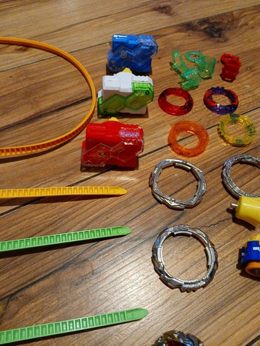 Beyblade Infinity Nado Bundle Launchers Blades & Stadium AULDEY LOVELY FREEPOST - Picture 8 of 15