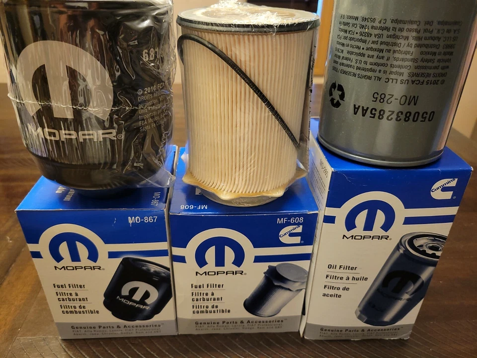 2013-2018 RAM 2500 3500 4500 5500 6.7L DIESEL OIL FUEL FILTER KIT MOPAR GENUINE Foto 2 de 4