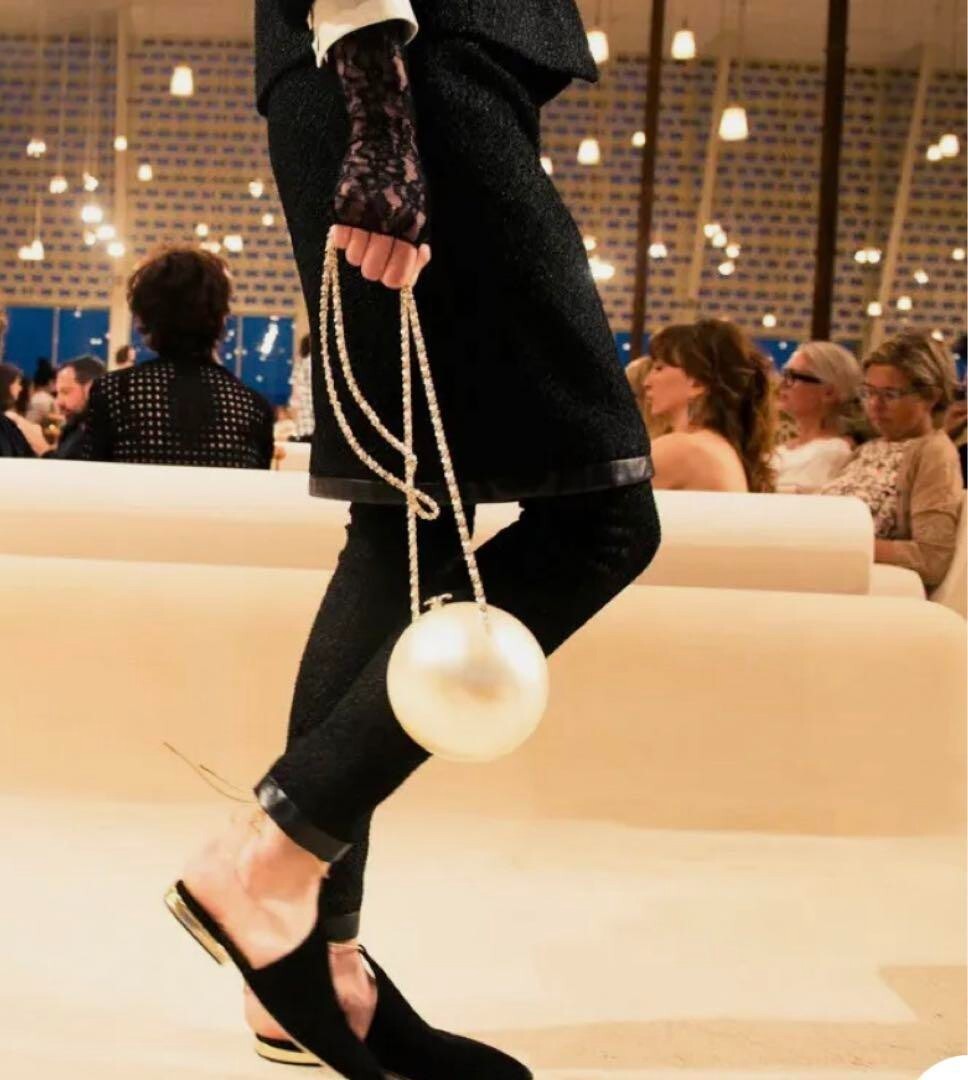 Chanel VIP Limited Coco Mark Rhinestone Pearl Ball Chain Chanel VIP Limited Coco Mark Rhinestone Pearl Ball Chain