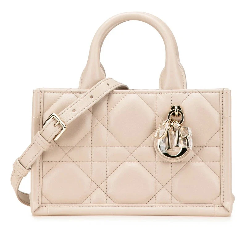 Sac à main bandoulière Christian Dior Macrocannage 2 voies cuir beige authentique