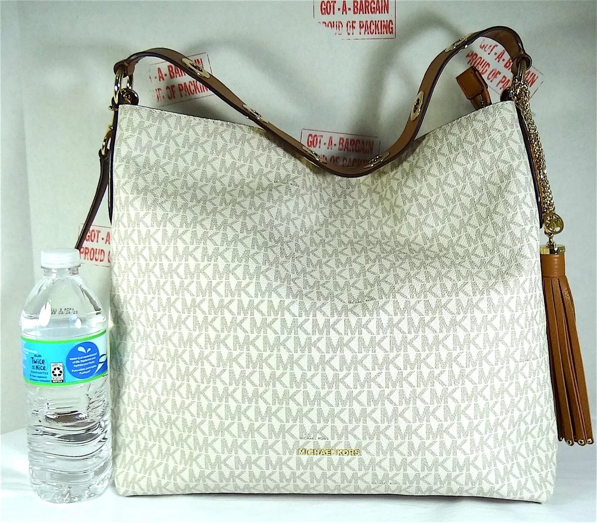 Michael michael kors brooklyn large leather shoulder bag deals