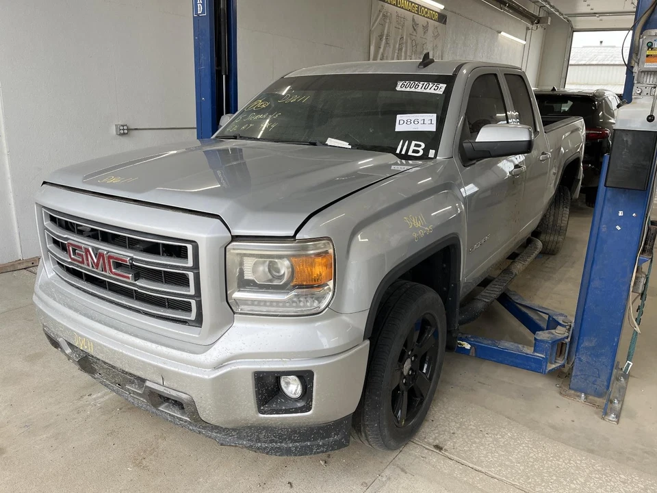 Compresor de aire acondicionado usado se adapta a: camioneta GMC Sierra 1500 2015 grado A Foto 2 de 4