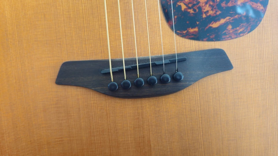 Furch D-40 Gitarre - sehr guter gebrauchter Zustand, mit Gigbag & Ständer - Bild 3 von 4