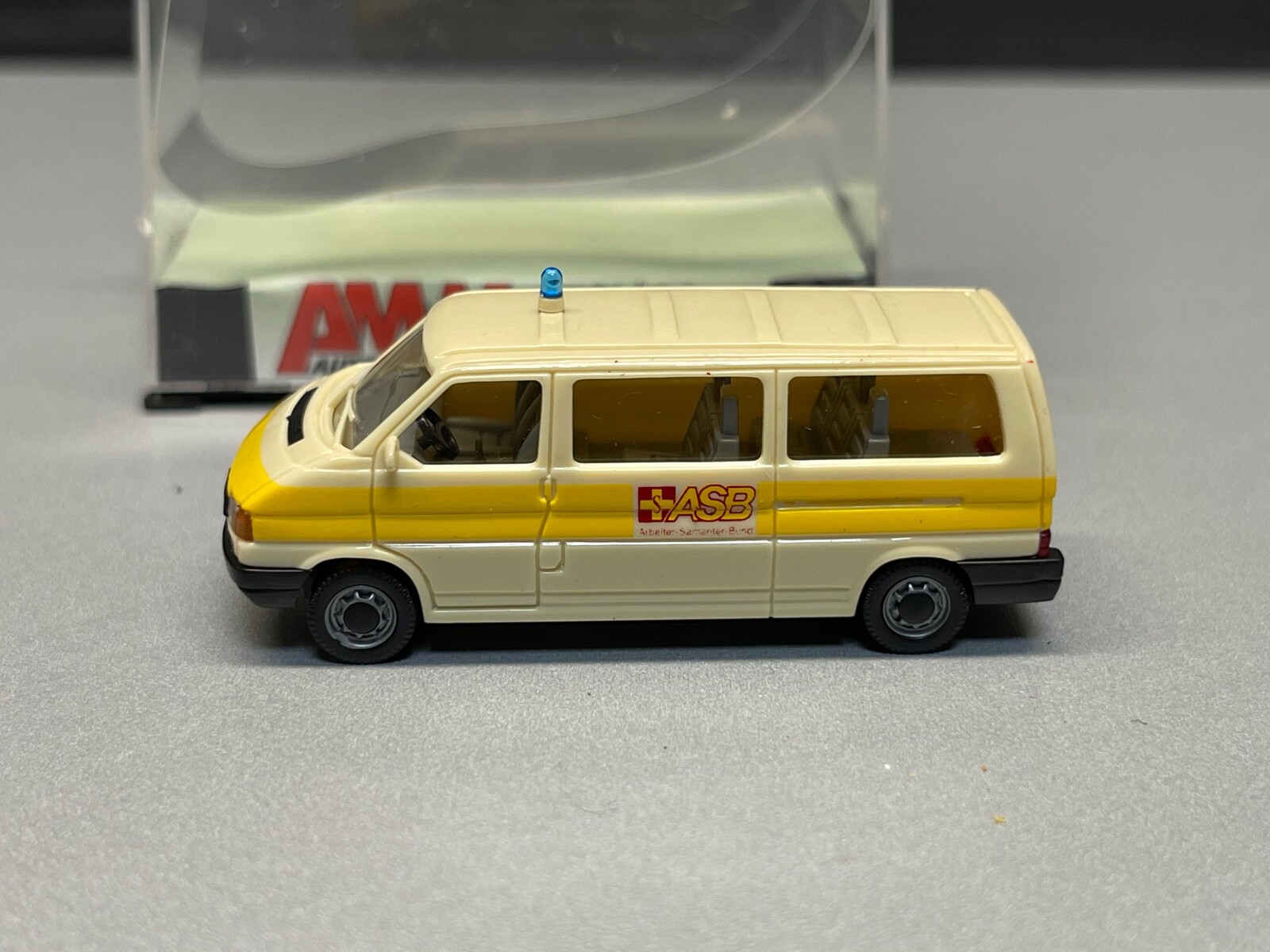 Picture 4 of 11