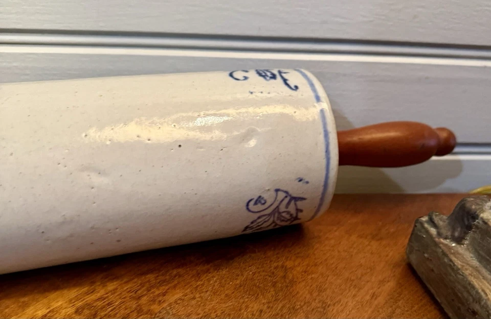 Antique Stoneware Rolling Pin BLUE & WHITE Salt Glazed - Image 3 of 4