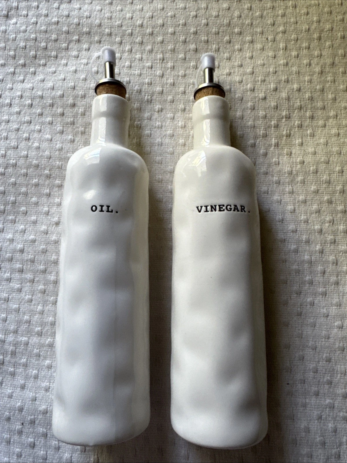 Rae Dunn Vintage Oil and Vinegar Dispensers 2017 Lots Of Dimples! New
Opens in a new window or tab
