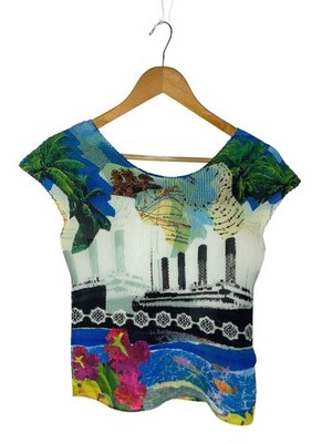 me ISSEY MIYAKE Sleeveless Cut and Sewn Polyester Multi Color Patterned MI21FK26