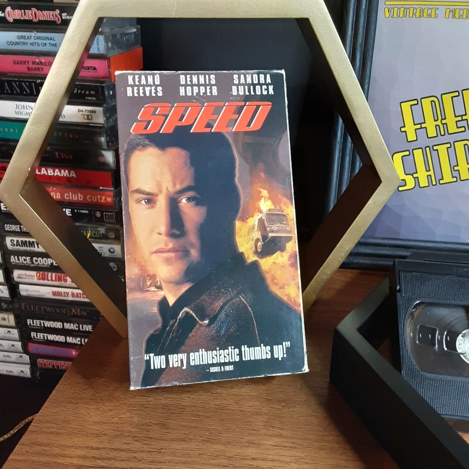 Speed - VHS 1994 - Keanu Reeves - Free Shipping! Buy 2 Get 1 Free!!! - Image 2 of 4