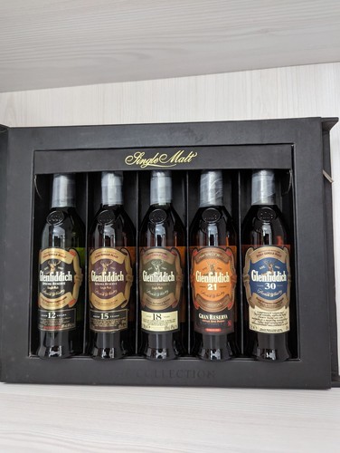 Glenfiddich „The Collection " Single Malt Scotch Whisky, 5x 0,2l, 12,15,18,21,30 - Bild 2 von 6