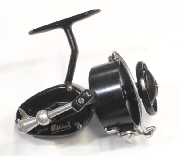 Vintage Garcia Mitchell 301 Spinning Fishing Reel Left Hand 
