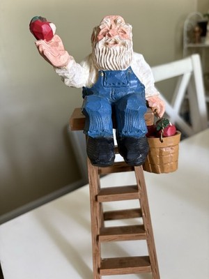 David Frykman  Santa picking Apples