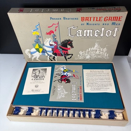 Vintage 1961 Camelot Parker Brothers Battle Game Ivoroid Pieces Knights Men
