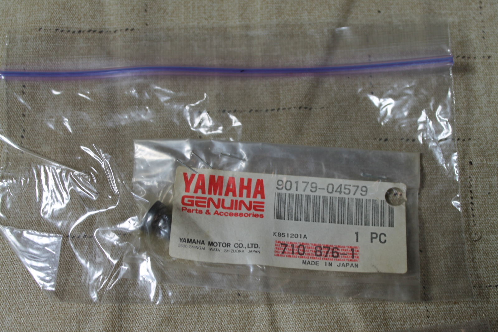 90179-04579 NOS Yamaha Nut XV250A XV250H XV250J XV250W S199j for 