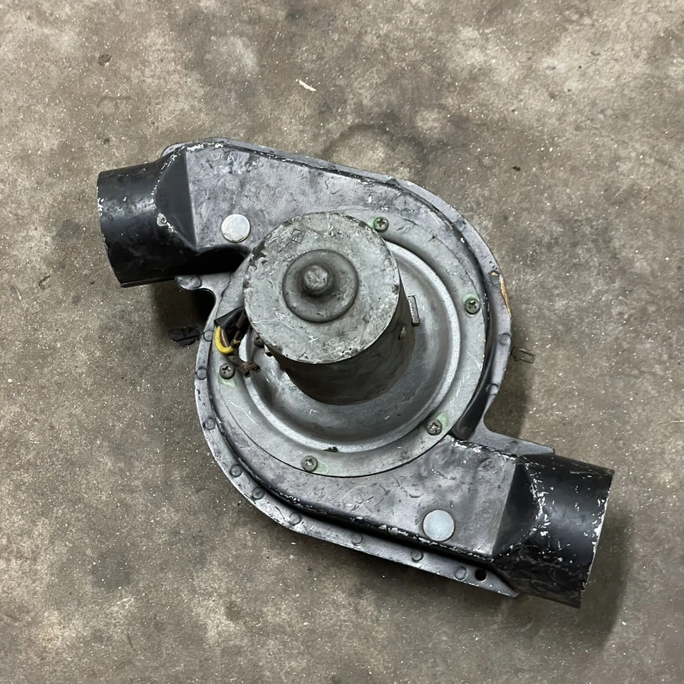 Porsche 914 Heater Blower Motor w/ Housing 473 261 193 SWF 1970-1972 - Image 3 of 4