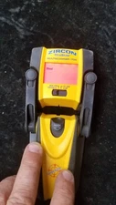 Zircon Multi Scanner i700 Wood Metal AC Wall Scanner Stud Finder Center Vision