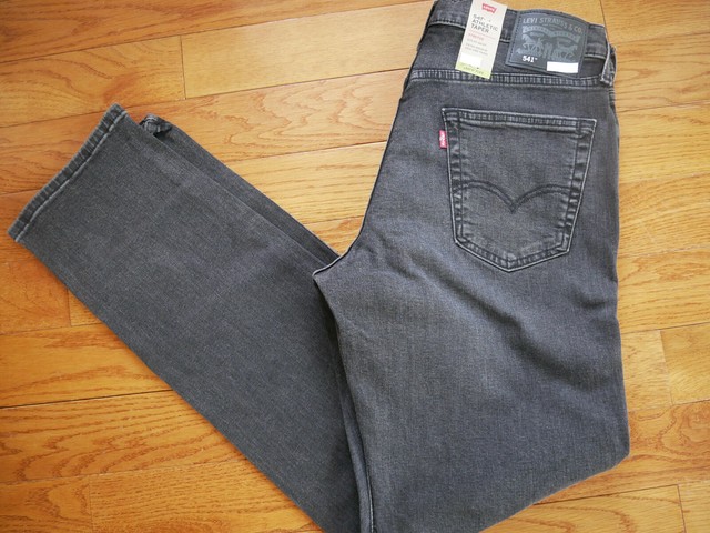 Levi's Men's 541 Athletic Fit Jean Too 