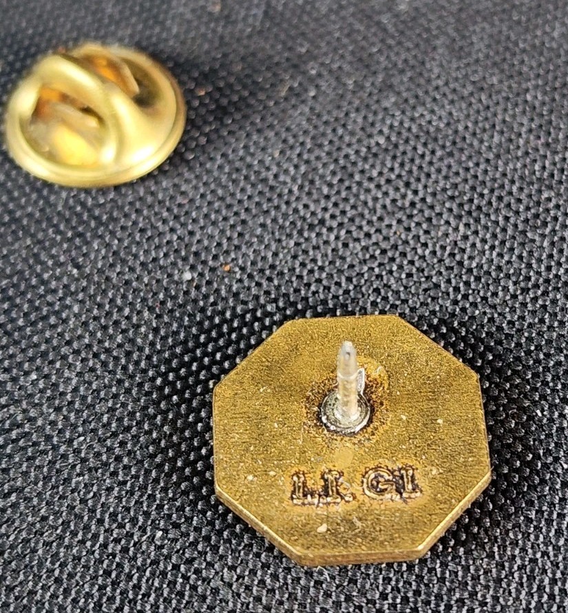 Federal Government 10 Years Service Lapel Pin