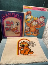 Vintage Garfield Lot  RARE 1978 Mead Notebook Binder  1980 Puzzle  1978 Towel