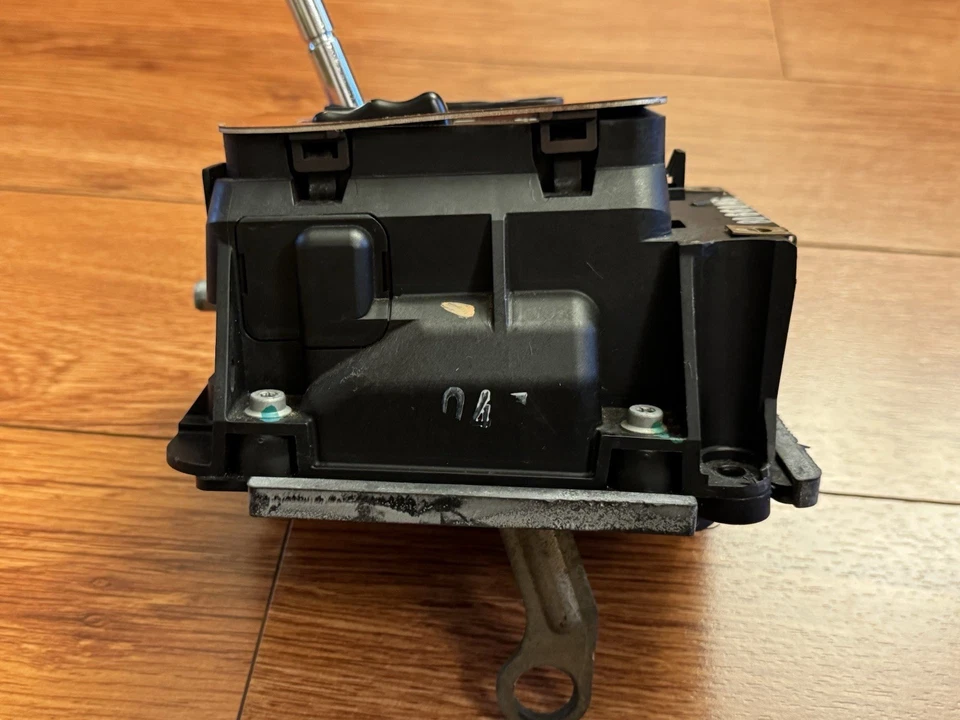 OEM 2001-2004 Mercedes-Benz R170 SLK230 SLK320 Floor Gear Shifter Selector Assy. - Image 3 of 4