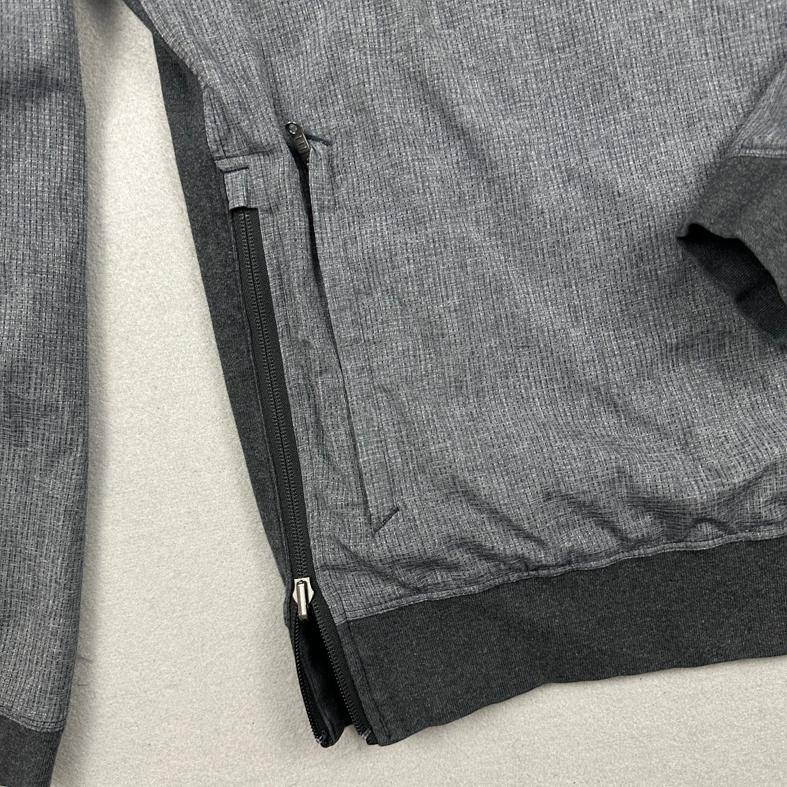 Lululemon Jacket Men Medium Gray Performance Reversible Half Zip Pullover Hood M - product detail image 4