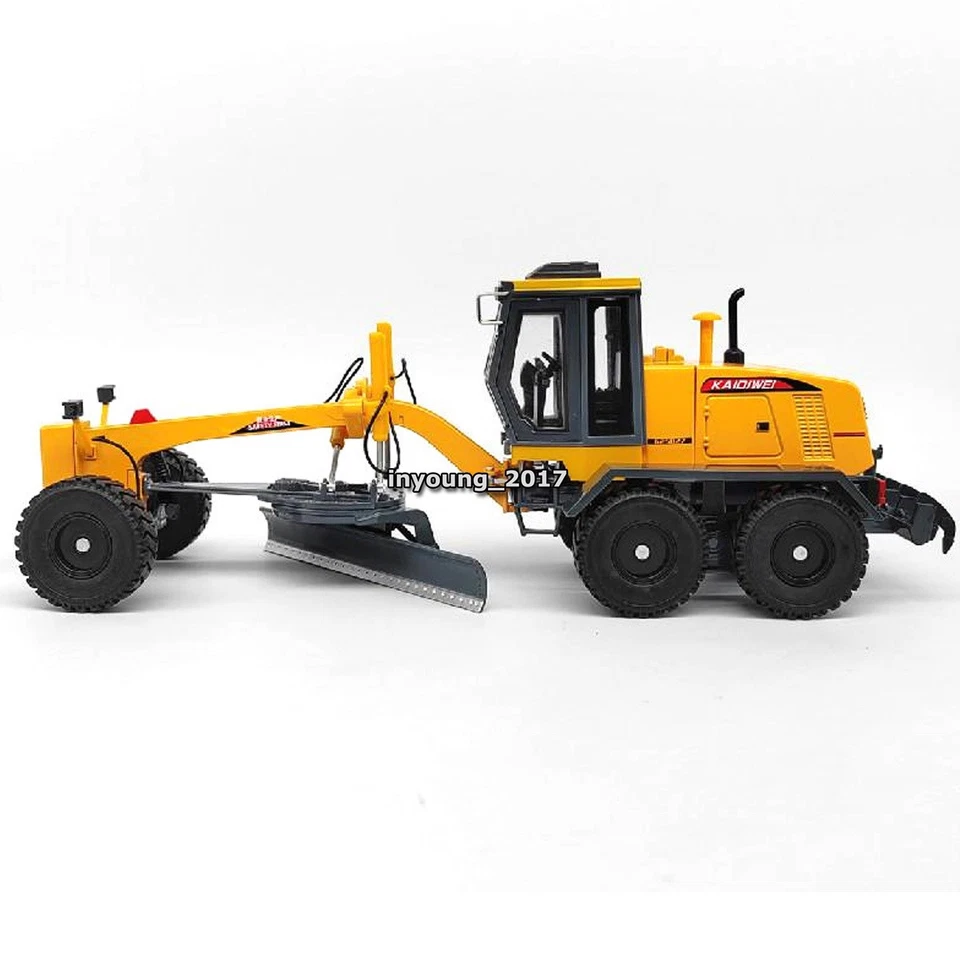 1:35 Grader Truck Toys for Boys Diecast Construction Vehicle Model Collection - Image 4 of 4