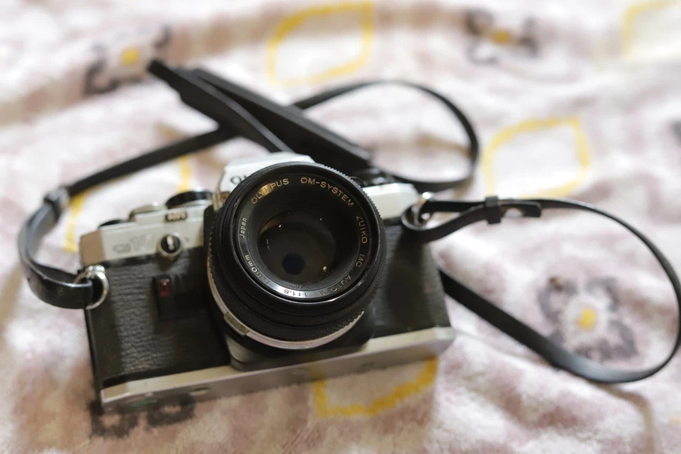 Olympus OM-10 camera with FC manual adapter & 50mm f1.8 Zuiko lens - Image 3 of 4