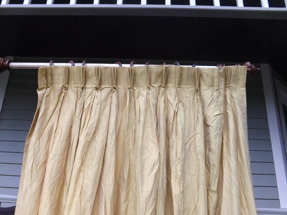 1 cortinas personalizadas plisadas en oro usadas para paneles de cortina  Foto 3 de 4