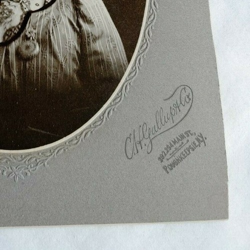 Antique Portrait Photograph on Cardboard Mount Young Woman #14900 - Picture 5 of 6