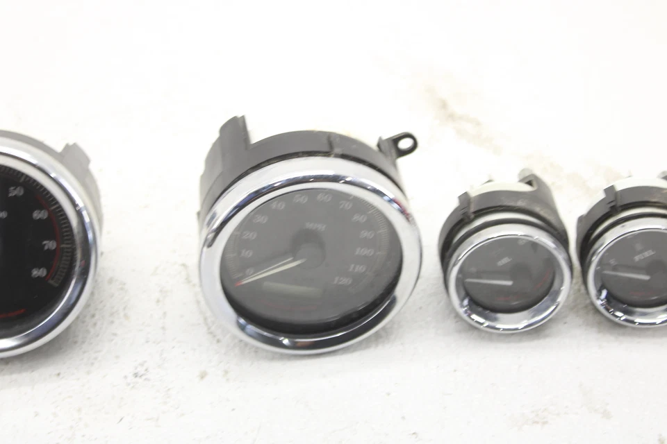 2009 Harley Davidson Electra Glide Ultra Classic Flhtcu Speedometer Oil Voltgae - Image 3 of 4