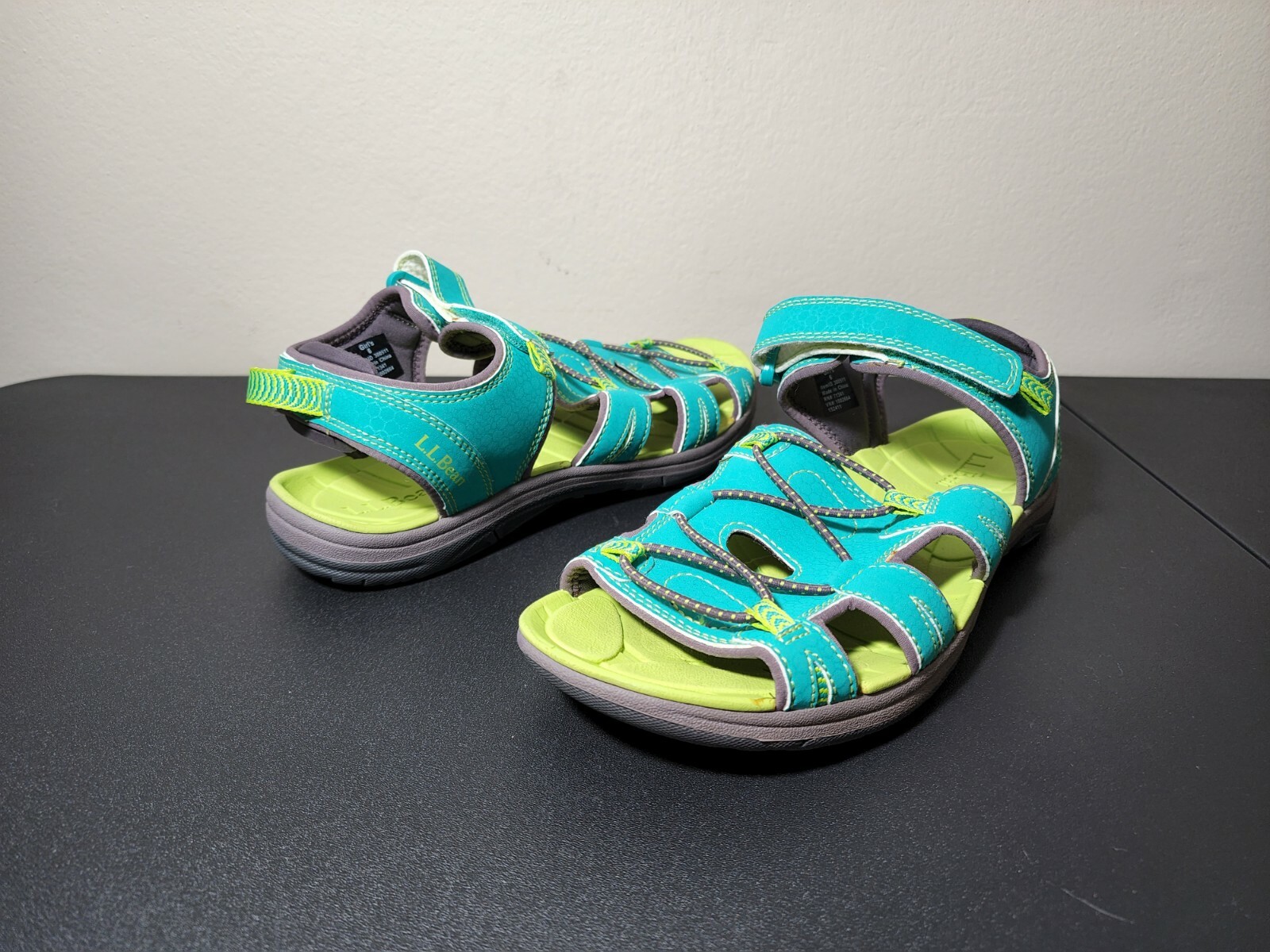 LL BEAN Girls Green Sandals Water Shoes 