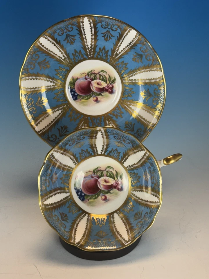 Paragon Fine Bone China JE-B Blue Panel & Fruit Tea Cup & Saucer - Image 3 of 4