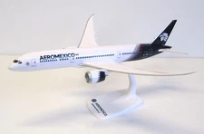 New! PPC 224646 Aeromexico Boeing 787-9 Dreamliner, reg. XA-AMX - 1:200 model
