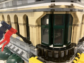 Lego Grand Emporium 10211 Modular Building 100% Complete Creator Expert Set 2010