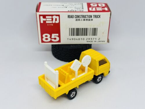 Tomica Tomy 85-2 Isuzu Elf Road Construction Truck - Made In Japan - Picture 2 of 15