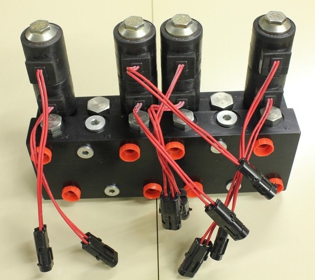 4 Spool Electric over hydraulic valve eBay