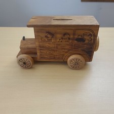 Toystalgia Inc Vintage Wooden Bank Toy Car Family 1977 Made in the USA