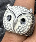 Vintage Owl Ring Metal & Enamel Black Eyes Size 7 Costume Estate Jewelry