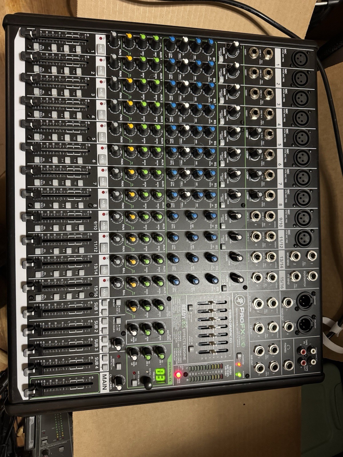 Mackie PROFX16V2 16-Channel Effects Mixer with USB