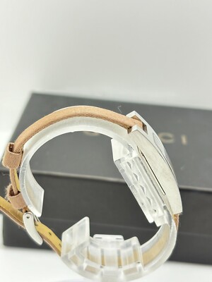 27 GUCCI 時計　3900L ブレスウォッチ レディース　シルバー WOMEN'S GUCCI 3900L SWISS MADE SILVER DIAL DIAMOND