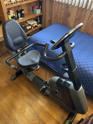 Horizon Comfort R Recumbent Bike 