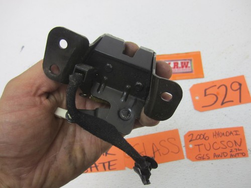 FITS 05 06 07 08 09 TUCSON REAR GLASS WINDOW LATCH GATE HATCH HYUNDAI BACK LOCK - Picture 3 of 3