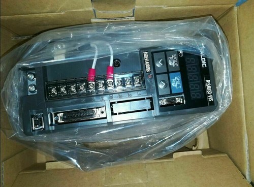 1PC Fuji RYS401S3-VVS Servo Drive RYS401S3VVS New In Box Expedited Shipping - Picture 3 of 3