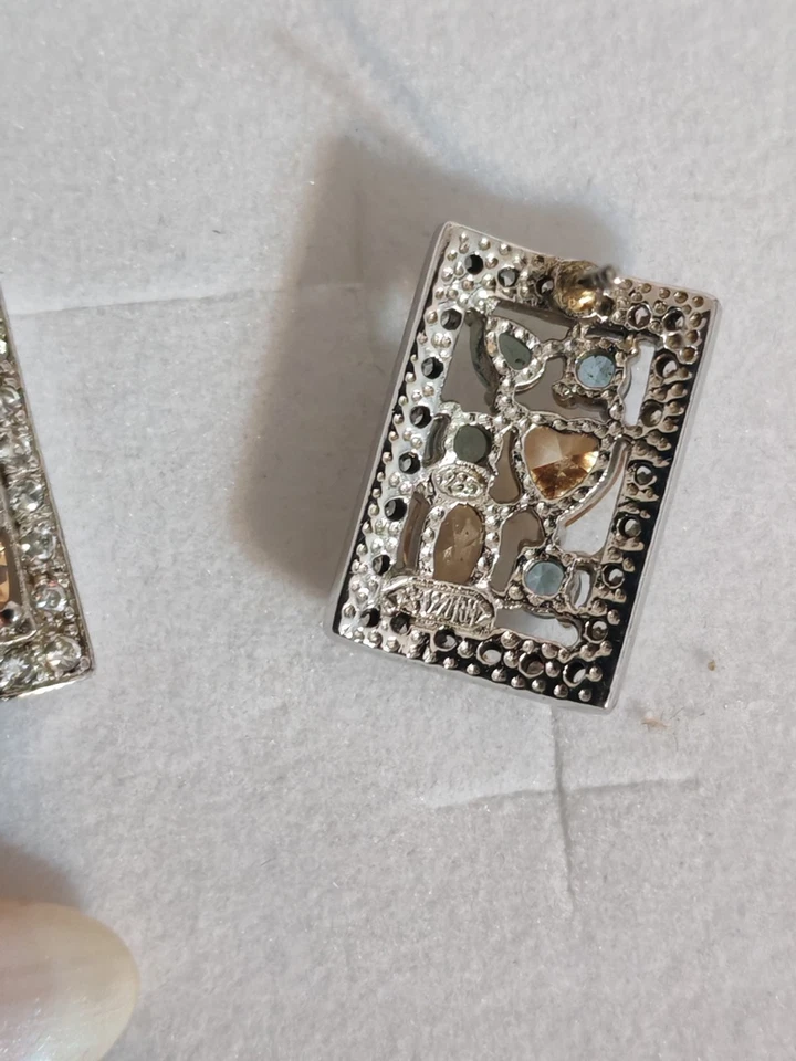 Argento 925. Orecchini In Argento Rodiato 925 con Topazi E Pavé Di Zirconi - Immagine 4 di 4