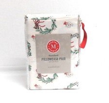 Martha Stewart Christmas Flannel Standard 2 Pillowcases Wreaths and Mistletoes