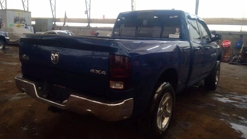 Passenger Corner/Park Light Fog-driving Fits 10-18 DODGE 2500 PICKUP 5272935 - Image 3 of 4