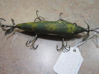 150 year fishing hooks Heddon Shiner Scale Dowagiac Five Hook Minnow Lure 159P For Sale it has an ultra NS150 – Curved Shrimp -