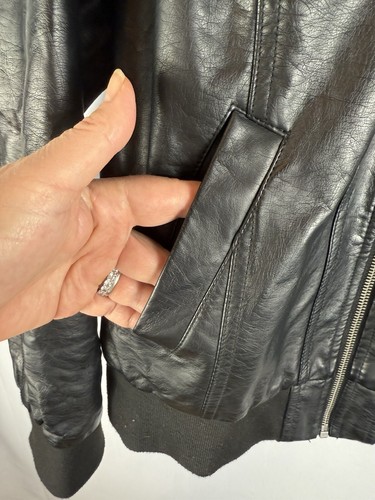 Torrid women's fake leather jacket Size 1 - Picture 3 of 6