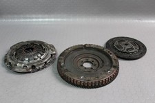 Mercedes W415 Citan 108 CDI Kupplungssatz Schwungscheibe Schwungrad 8200527569