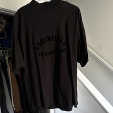 Essentials Fear of God ESSENTIALS Men's Black Logo Graphic Crew Neck T-Shirt