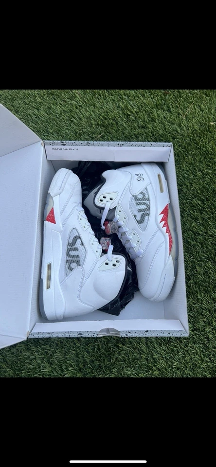 Auténticas Zapatillas Supreme X Air Jordan 5 Retro Blancas Talla 10 Foto 2 de 4
